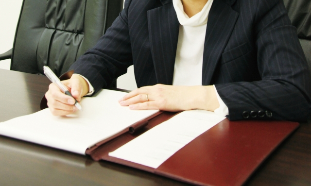 不貞慰謝料請求の具体的な戦略と弁護士の対策法
